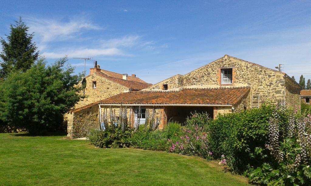 Chambres d'hôtes les Hautes Papinières Saint-Prouant Extérieur photo